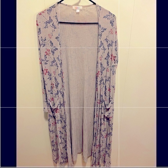 LuLaRoe Sarah Cardigan - Picture 2 of 5